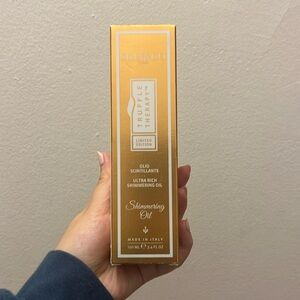 new skin and co truffle therapy shimmering body oil
